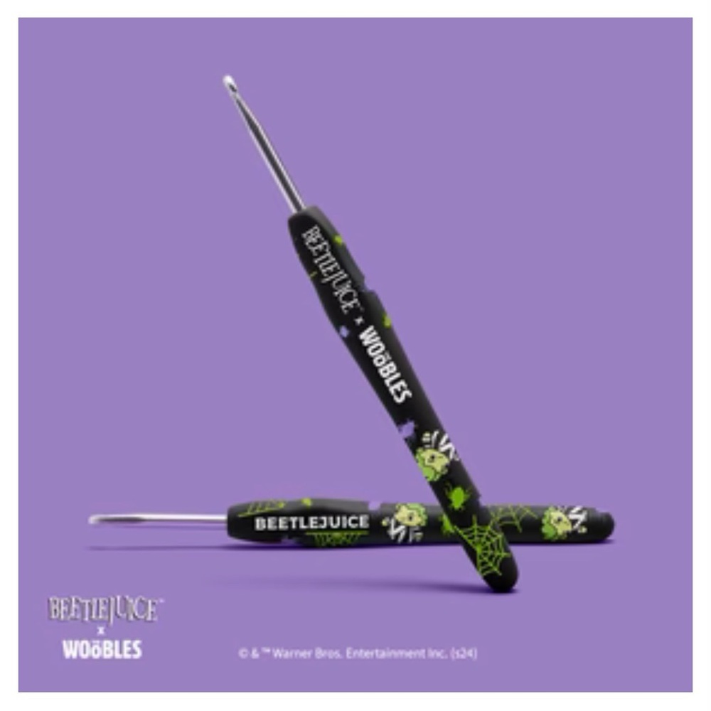 BEETLEJUICE x WOOBLES BUNDLE CROCHET KIT for BEGINNERS + CUSTOM CROCHET HOOKS - Picture 4 of 7